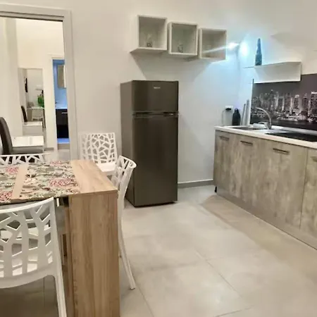 Affitta Fieramosca Konukevi *